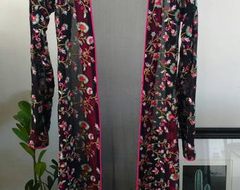 Vintage/ Black Sheer Robe With Pink Floral Embroidered Details