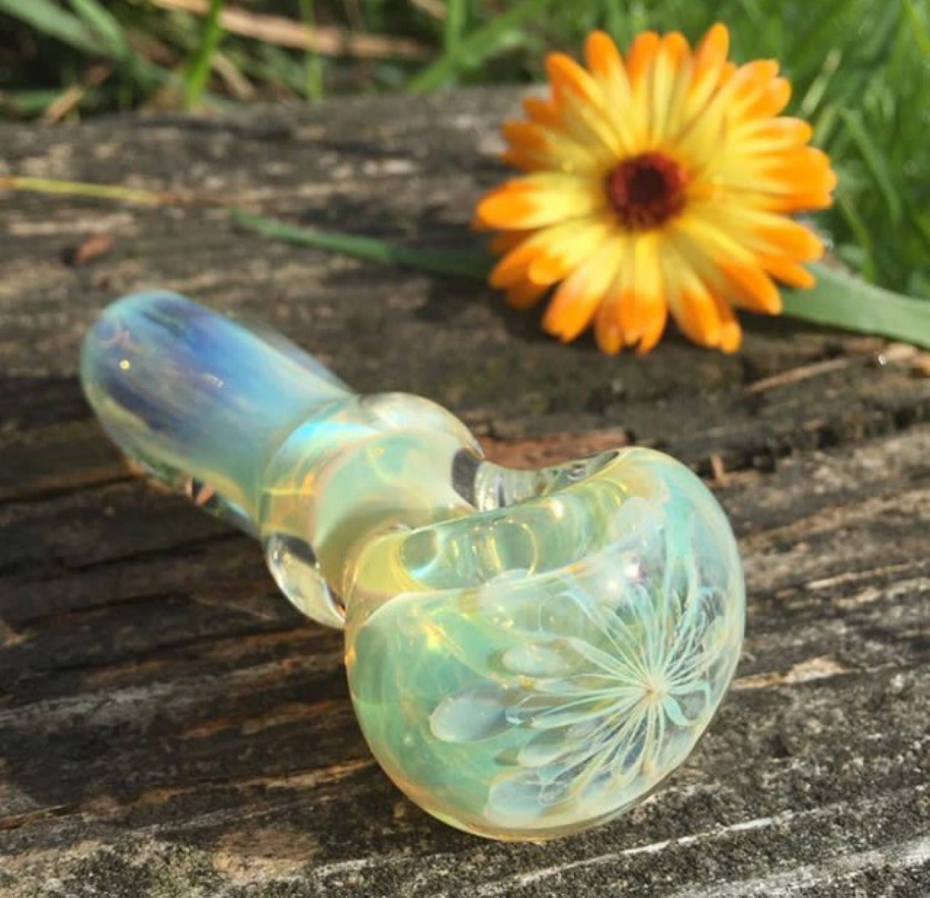 Electric Jellyfish. Color Changing Glass Pipe. Smoking Bowl.
