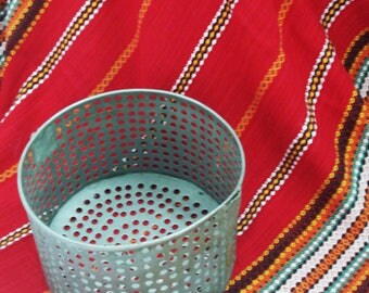 Vintage Aluminium Colander, Vintage Metal Strainer, Vintage Colander,Rustic decor,Old Farmhouse,Vintage Strainer,Old Metal Bucket with Holes