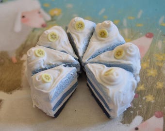 Handmade OOAK Miniature Blueberry Cake Slice 1pc For Blythe, Pullip, BJD, Icy Doll Accessory