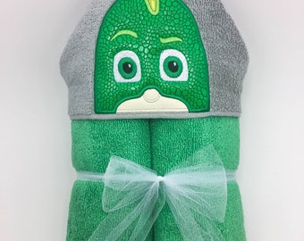 Gekko Hooded Towel - FREE PERSONALIZATION! - PJ Masks- Gecko Towel