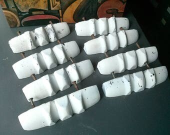 Vintage Wood Drawer Pulls Handles 8 White Chippy Paint Distressed Cottage Found Wooden Objects Mixed Media Assemblage Art Crafts Supplies