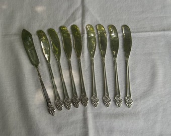 9 Silver Plate Butter Knives PLANTATION Silver Plate Butter Spreaders Master Butter Knife Wedding Decorations Table Decor Cheese Spreaders