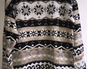 Vintage Women's Cable Knit Sweater By Private Eyes Oversized S/M USA RN#23285
