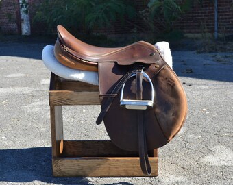 Compact Size All-In-One Travel Saddle Stand/Rack and Tack Box