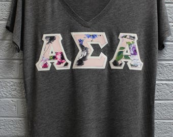 Alpha Sigma Alpha Charcoal Bella Flowy V-Neck With Floral Fabric on Glitter White (75d)
