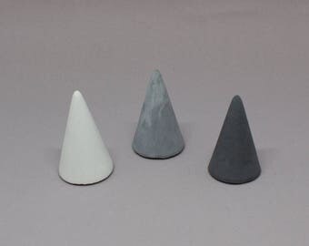 Concrete ring cones - set of 3 / cement ring holder / minimalist ring holder / ring tree / ring stand / jewellery display