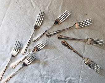 Set of 8 English silverplate dinner forks