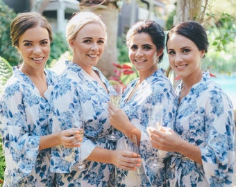 Blue White floral robe / Bridesmaids Robes / Dressing gown / Bridal Robe / Lingerie / Gown / Getting ready / Kimono / pyjamas / honeymoon