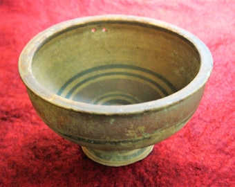 Cypriot Bi-chrome Ware Pottery Cup 6th Century BC (Iron Age, Cypro-Archaic II) Period