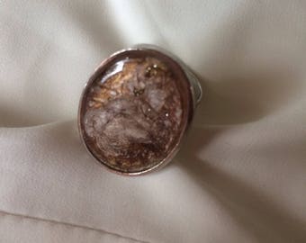 Various brown tone ring