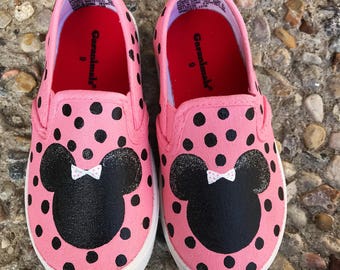 Minnie mouse shoes | Etsy