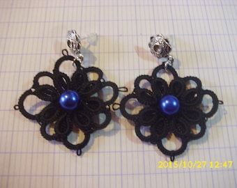 beautiful pair of handmade tatting/lace earrings