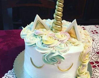 Unicorn horn cake topper