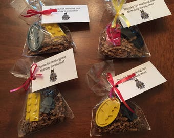 Batman Lego Party Favors, Lego Batman Party, Lego Birthday, lego crayons