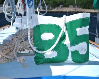 Number 85 green Sail bag