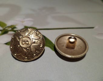 Gold etched 18 mm sewing buttons
