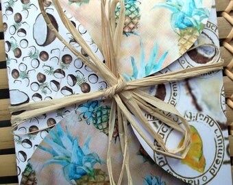Note card and envelope - CA50, square, which opens as a gift, pineapple and coconut pattern