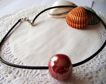 Necklace large Pearl caramel ceramic, leather cord