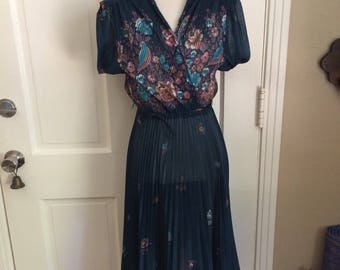 Adorable vintage women's boho floral dress size S/M
