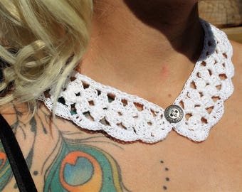 Collet-collier blanc crocheté, White collar necklace Peter Pan style from Bijoux tricot