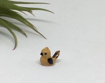 Hagen Renaker Crested Oriole Bird - Miniature Bone China Animal