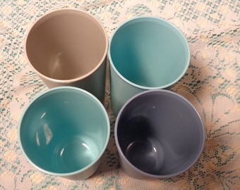 Vintage Tupperware Tumblers - Set of Four (4) #1348 - 17-450