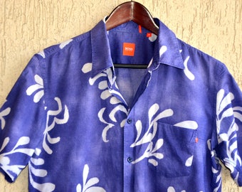 HUGO BOSS Vintage COTTON Hawaii Shirt Size M L 42 - 43 Summer Print Thaiti Style Blue Floral Dress Shirt