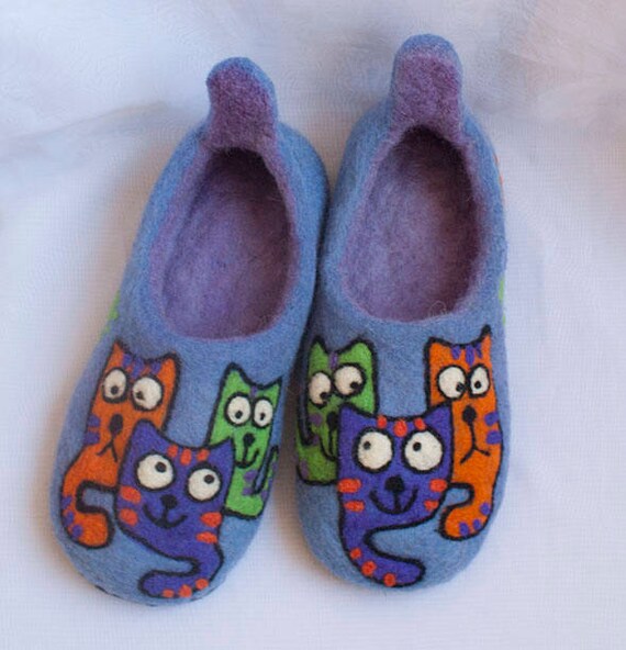 felt cat slippers