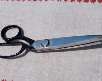 Vintage PINKING SHEARS Sewing Fabric Craft Work