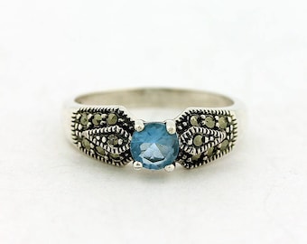 Blue Topaz Ring // 925 Sterling Silver // Ring Size 6 // Handmade Jewelry
