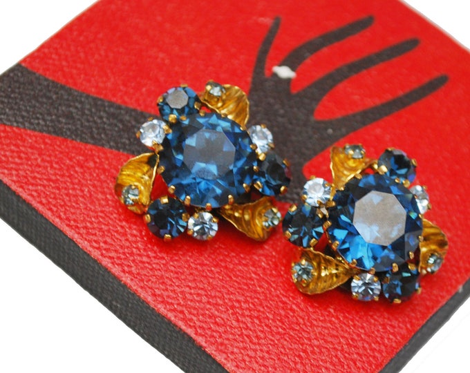 Blue Rhinestone Earrings - Clip on earrings - Mid Century - blue Crystal Gold plated - Floral flower earring