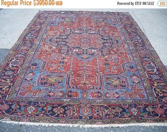 SUMMER CLEARANCE 1930s Hand-Knotted Antique Heriz Persian Rug (3231)