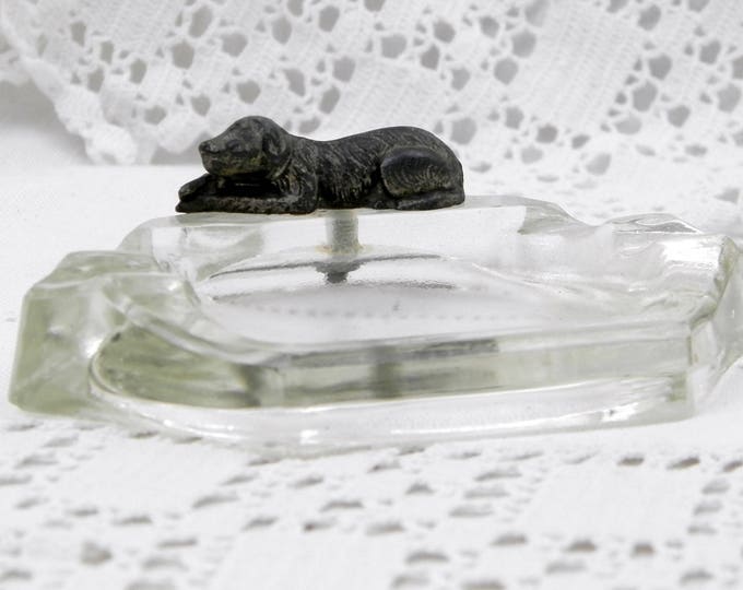 Small Vintage Art Deco Glass Ashtray with a Metal Sleeping Hound / Dog, 1930s Cigarette Ash Tray, Retro Vintage Smoking Accessory France