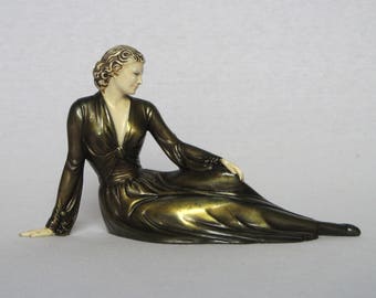 Très jolie Statuette Français Vintage de l’époque des années 1930 Art déco