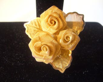 Vintage Goldtone Mesh Flower Brooch - Vintage 3 Dimensional Goldtone Mesh Rose Flower Pin Brooch by Anne Klein