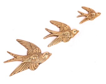 Mid Century Brass Bird Wall Hanging, Vintage Swallow Ornament, Gold Swift Wall Decor, Bird Wall Plaque, Retro Flying Birds, Made in England