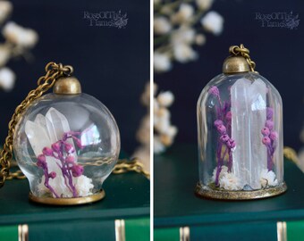 Crystal terrarium necklace. Moss terrarium jewelry. Dried flowers. Quartz jewelry. Purple flowers. Nature inspired
