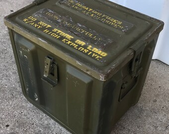 1950's US Navy Ammo Can for Components LARGE!