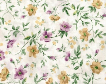 Vintage Pair Laura Ashley Twin Standard (2) Floral Pillowcases Mauve Yellow Green Flowers Cream Pillow Cases New Old Stock