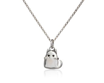 Cat charm pendant necklace in 18" long sterling silver chain.