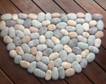 Felt stones rug | Etsy