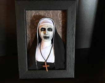 Valak The Nun Doll Diorama The conjuring