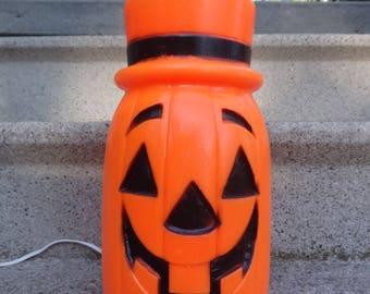 Vintage Halloween Pumpkin Jack o Lantern Light Up Blow Mold Decoration