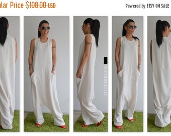 ON SALE White Maxi Jumpsuit / White woman jumpsuit / Oversize jumpsuit / White plus size jumpsuit / woman loose jumpsuit