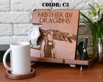 Mother of Dragons holder mother of dragons necklace stand mother of dragons shirt art tshirt t shirt sweatshirt costume print