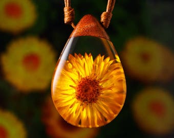 Flower and Wood Pendant; Wood and Resin Jewelry