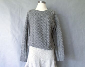 vintage wool fisherman cable sweater/pullover in gray color women's size S/M