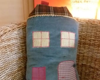 HOUSE SHAPED CUSHION