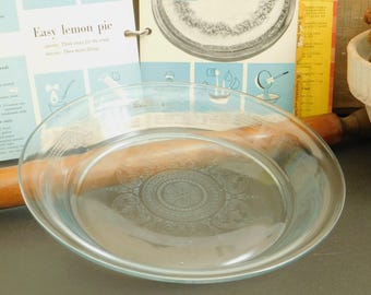 Vintage Fire King 9" Pie Plate, Philbe Pattern, Clear Glass, PIe Plate, Oven Glass, Dinnerware Line, Oven to Table, Utility Baking Dish, Pan